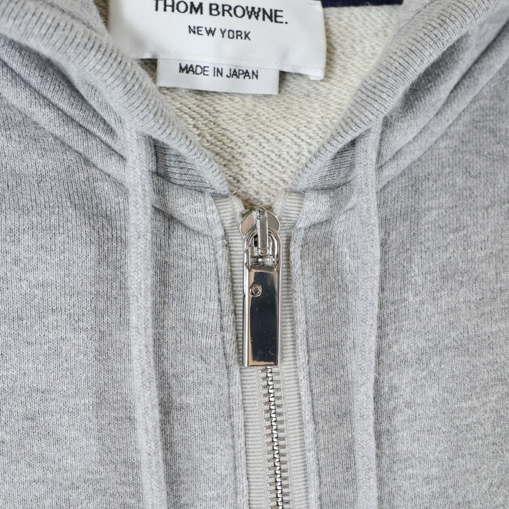 THOM BROWNE(トムブラウン) ZIPUP HOODIE ジップアップ フーディー パーカー グレー MJT022H-00535068