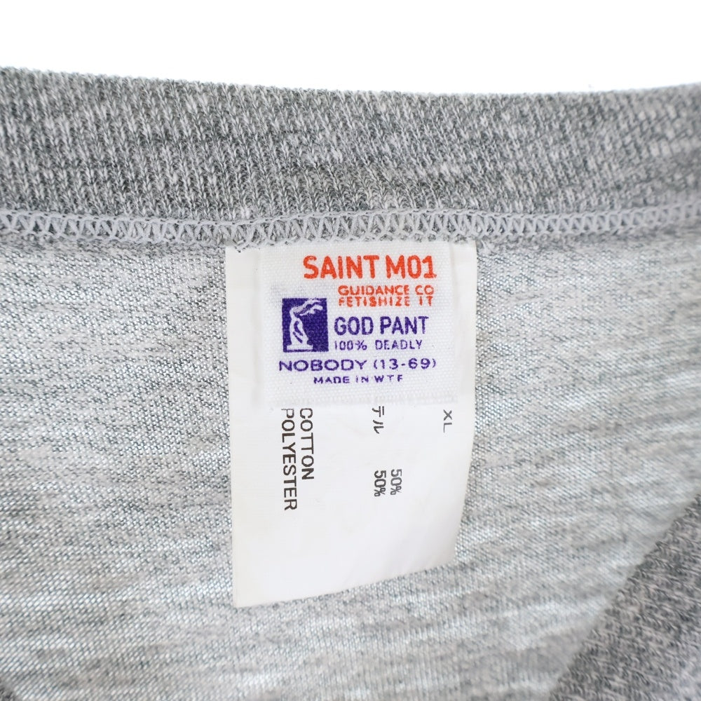 SAINT MICHAEL(セントマイケル) 25SS SS TEE SAINT ロゴプリント 半袖Tシャツ グレー SM-HR8-0000-087