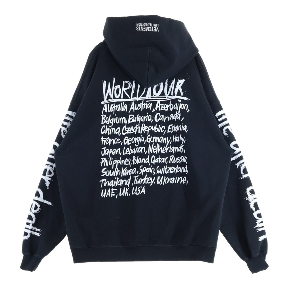 VETEMENTS(ヴェトモン) 21AW WORLD TOUR LOGO HOODIE ワールドツアー ロゴプリント フーディー プルオーバーパーカー ブラック UA52TR910W