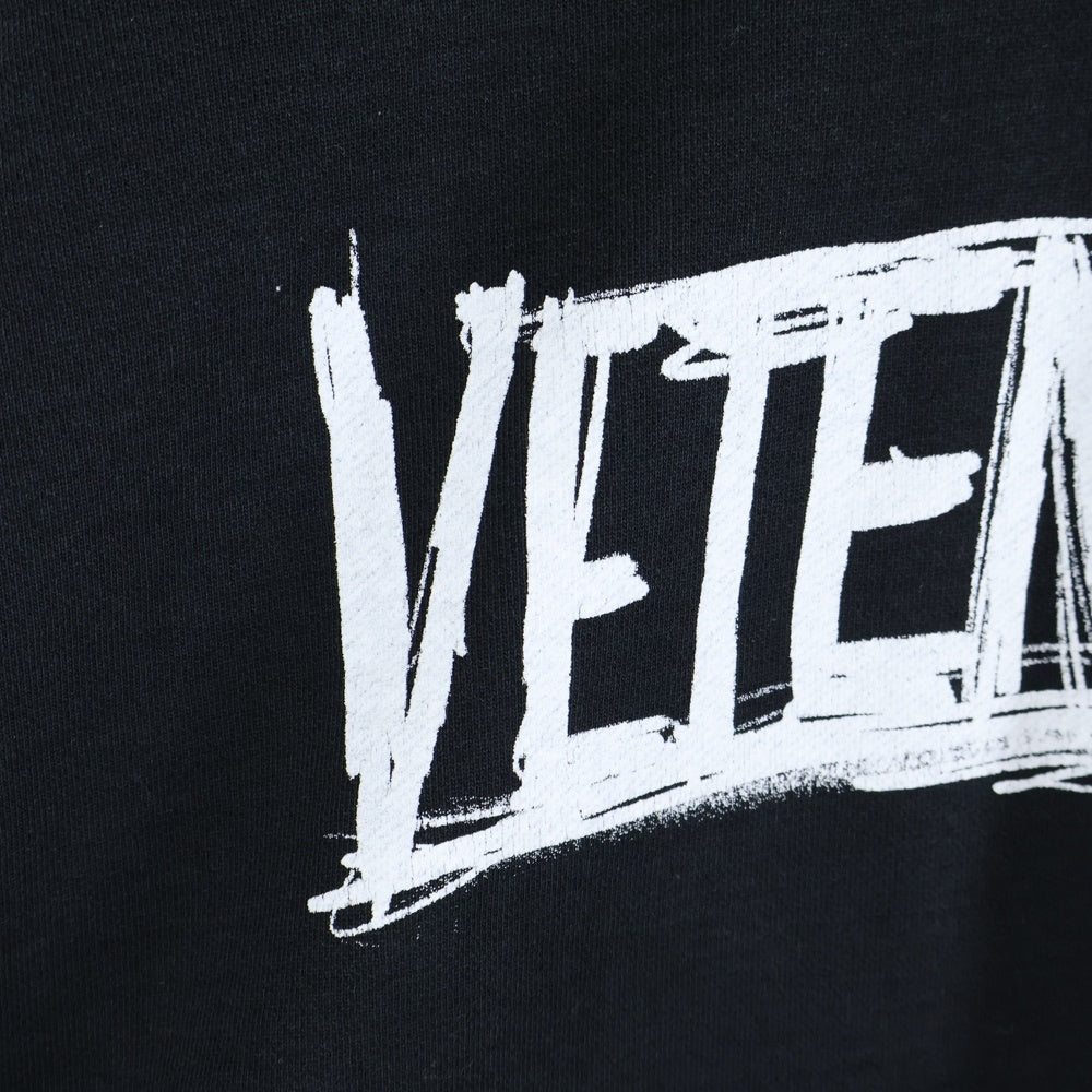 VETEMENTS(ヴェトモン) 21AW WORLD TOUR LOGO HOODIE ワールドツアー ロゴプリント フーディー プルオーバーパーカー ブラック UA52TR910W