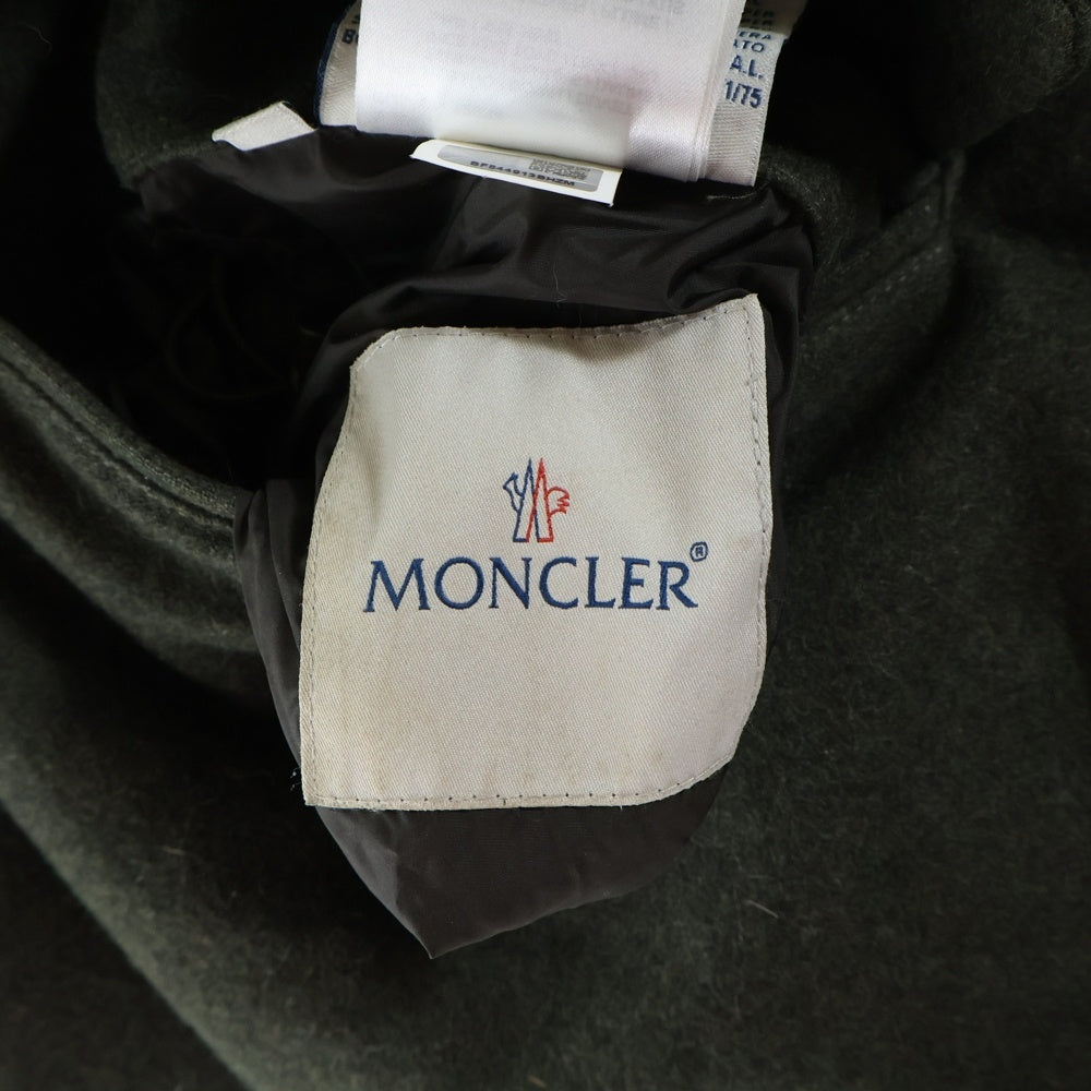 MONCLER(モンクレール) FAURE GIUBBOTTO 裏地コヨーテ ロゴワッペン ウールダウンコート グリーン 420914233115 57318