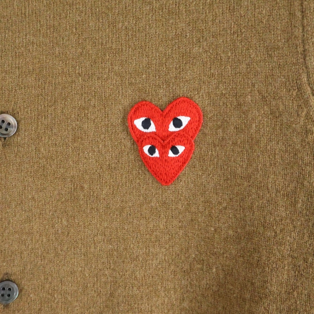 PLAY COMME des GARCONS(プレイコムデギャルソン) ハートロゴパッチ ニットカーディガン ブラウン レディース AZ-N075