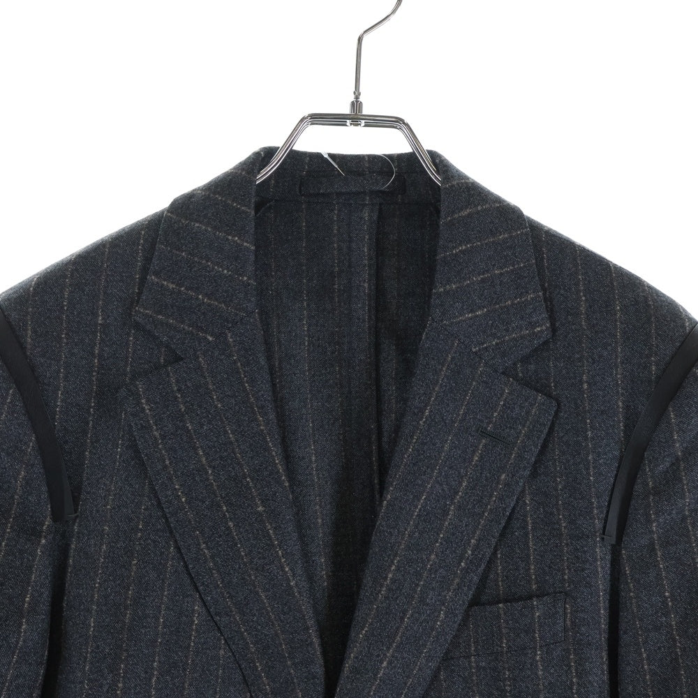 Salvatore Ferragamo(サルヴァトーレ フェラガモ) 2B ショルダーレザー ストライプ ウールテーラードジャケット グレー 3526-010