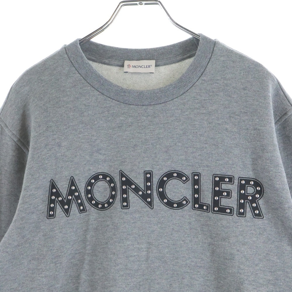 MONCLER(モンクレール) 22SS スタッズロゴ プリント クルーネック プルオーバースウェット トレーナー ブラック H10918G00013 809KR