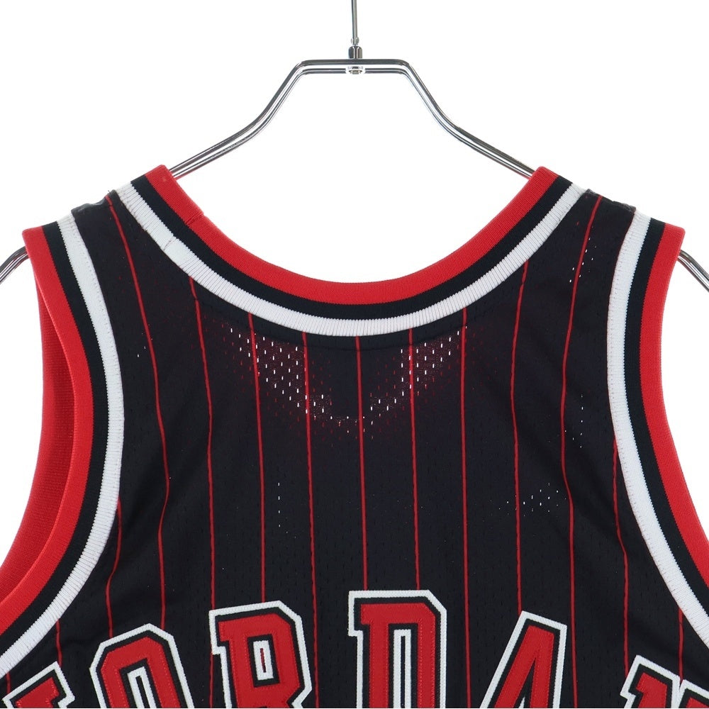 Mitchell&Ness(ミッチェル アンド ネス) Michael Jordan 1996-97 Chicago Bulls Authentic Jersey シカゴブルズユニフォーム ノースリーブタンクトップ ブラック/レッド