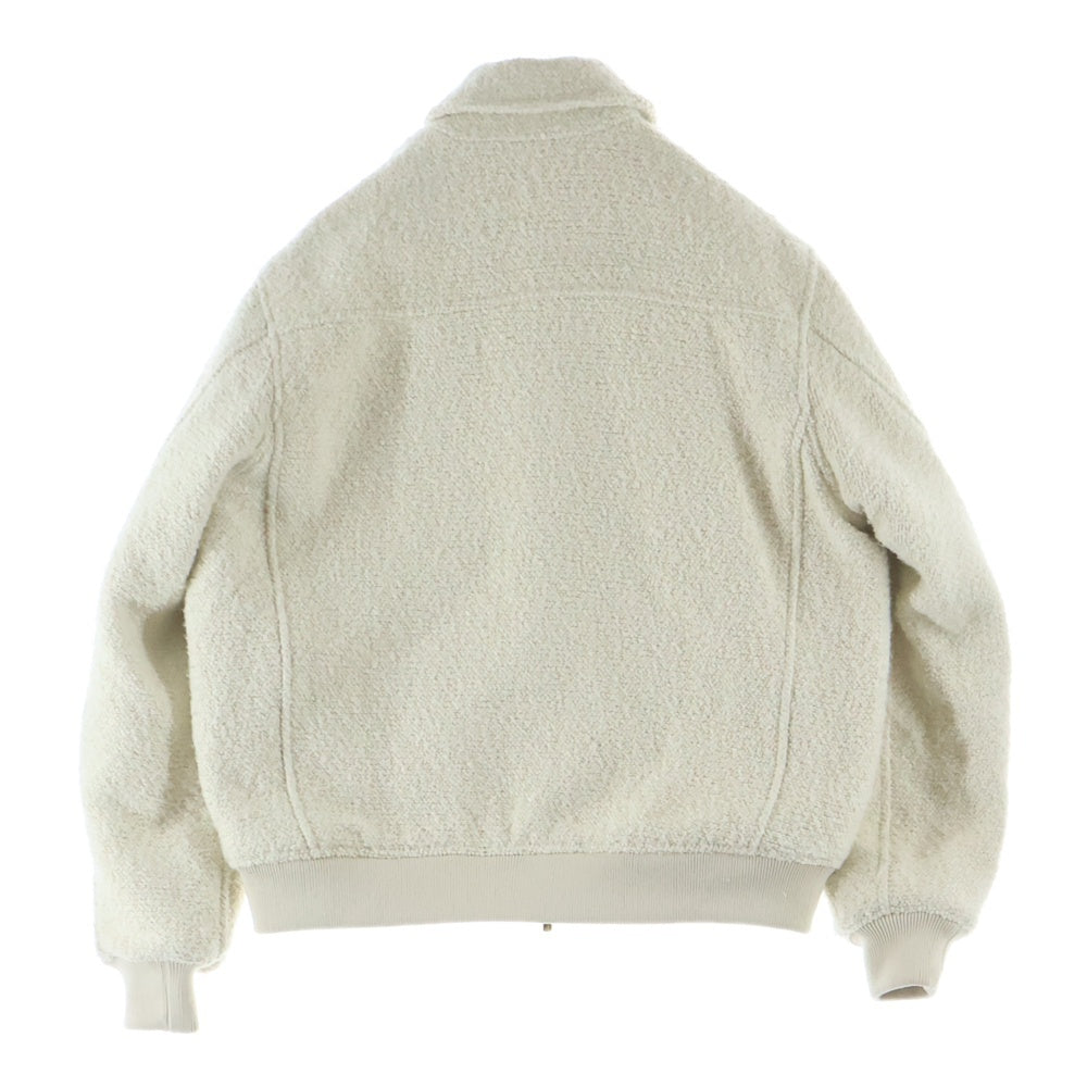 KITH(キス) フロントエンブロイダリーデザイン ダブルフラップポケット ジップアップ ボアジャケット ホワイト 25-020-060-0006-3-0