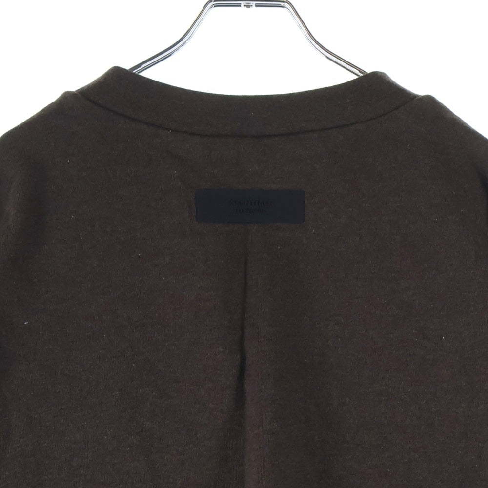 FEAR OF GOD ESSENTIALS(フィアオブゴッド エッセンシャルズ) HEAVY L/S TEE ラバーロゴ 長袖Tシャツ ロンT カットソー ブラウン