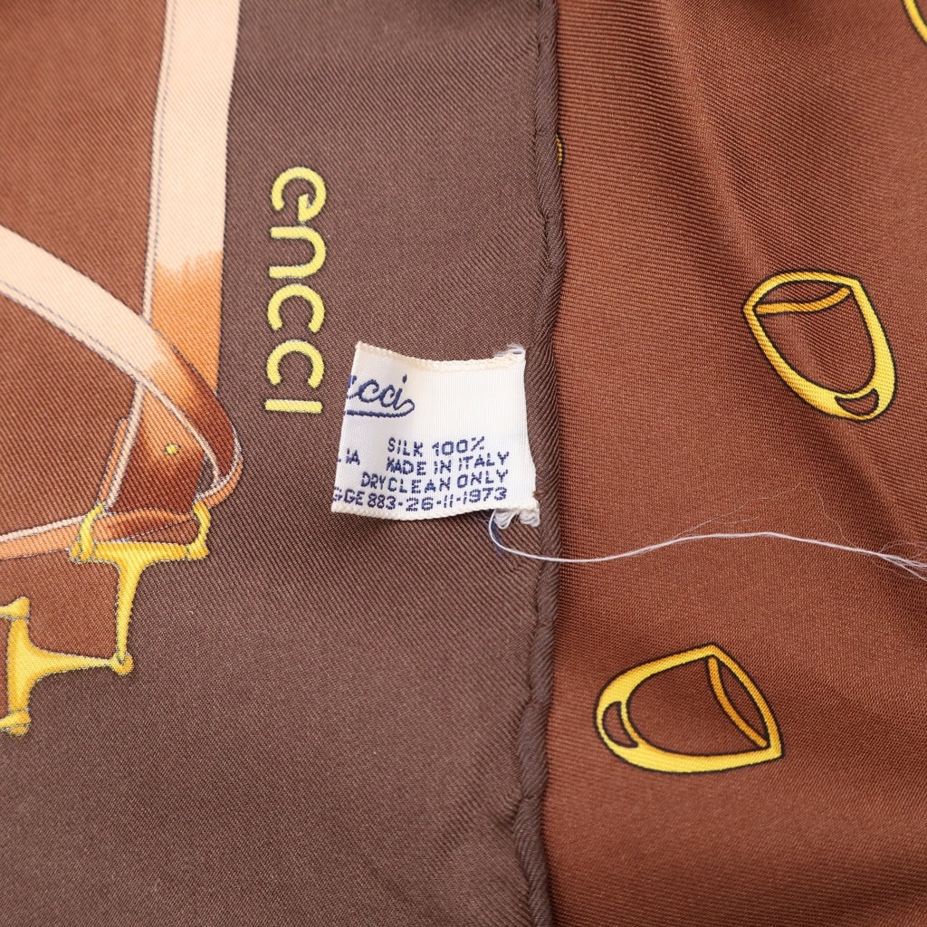 GUCCI(グッチ) Silk Neck Pocket Square シルクネックチーフ 装飾コップ柄 ブラウン レディース