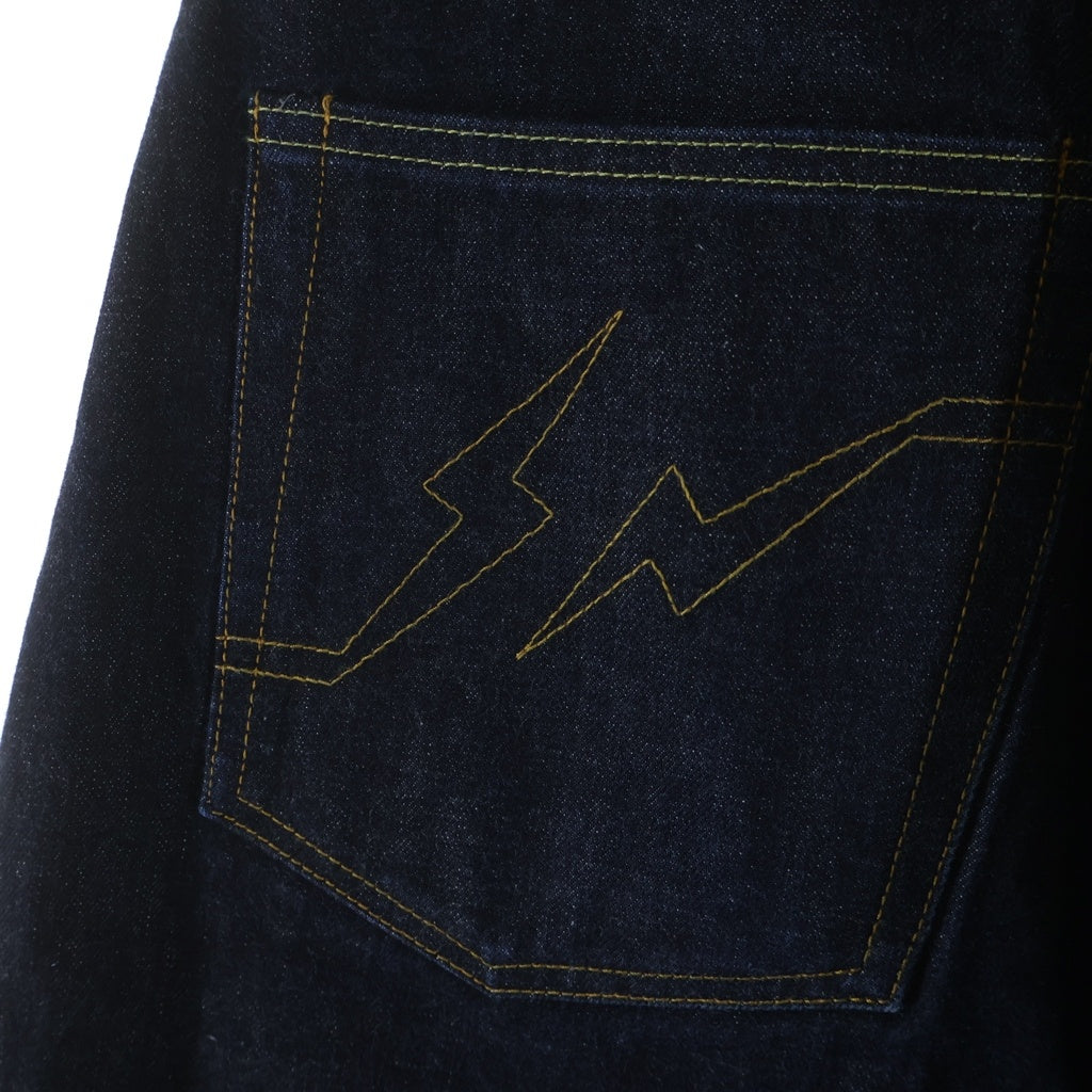 FRAGMENT DESIGN(フラグメントデザイン) ×SEQUEL Baggy Denim Pants シークエル バギーデニムパンツ バックデザインロゴ刺繍 ボトムス インディゴ 81-3-6438-9170