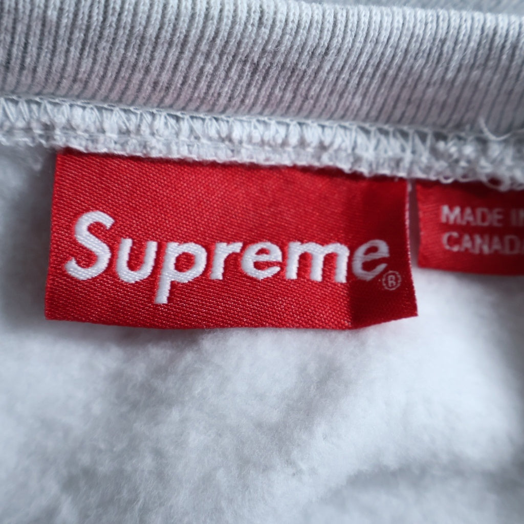 SUPREME(シュプリーム) 18AW World Famous Crewneck ワールド フェイマス ロゴデザイン クルーネック スウェット トレーナー グレー