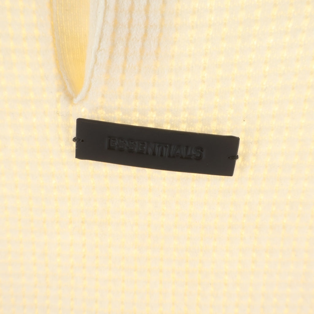 FEAR OF GOD ESSENTIALS(フィアオブゴッド エッセンシャルズ) ヘンリーネック ワッフル 長袖Tシャツ カットソー アイボリー