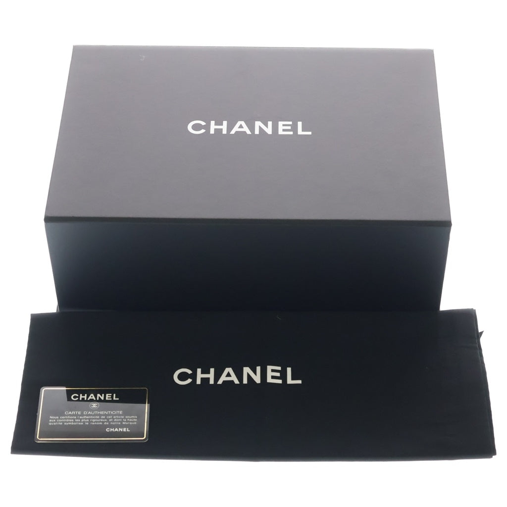 CHANEL(シャネル) Quilted Banane Waist Bag Fanny キルティング バナン ウエストバッグ ブルー レディース
