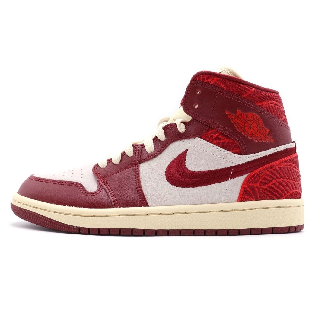 NIKE(ナイキ) WMNS AIR JORDAN 1 MID SE ウィメンズ エアージョーダン ミッドカットスニーカー レッド US7/24cm レディース DZ2820-601