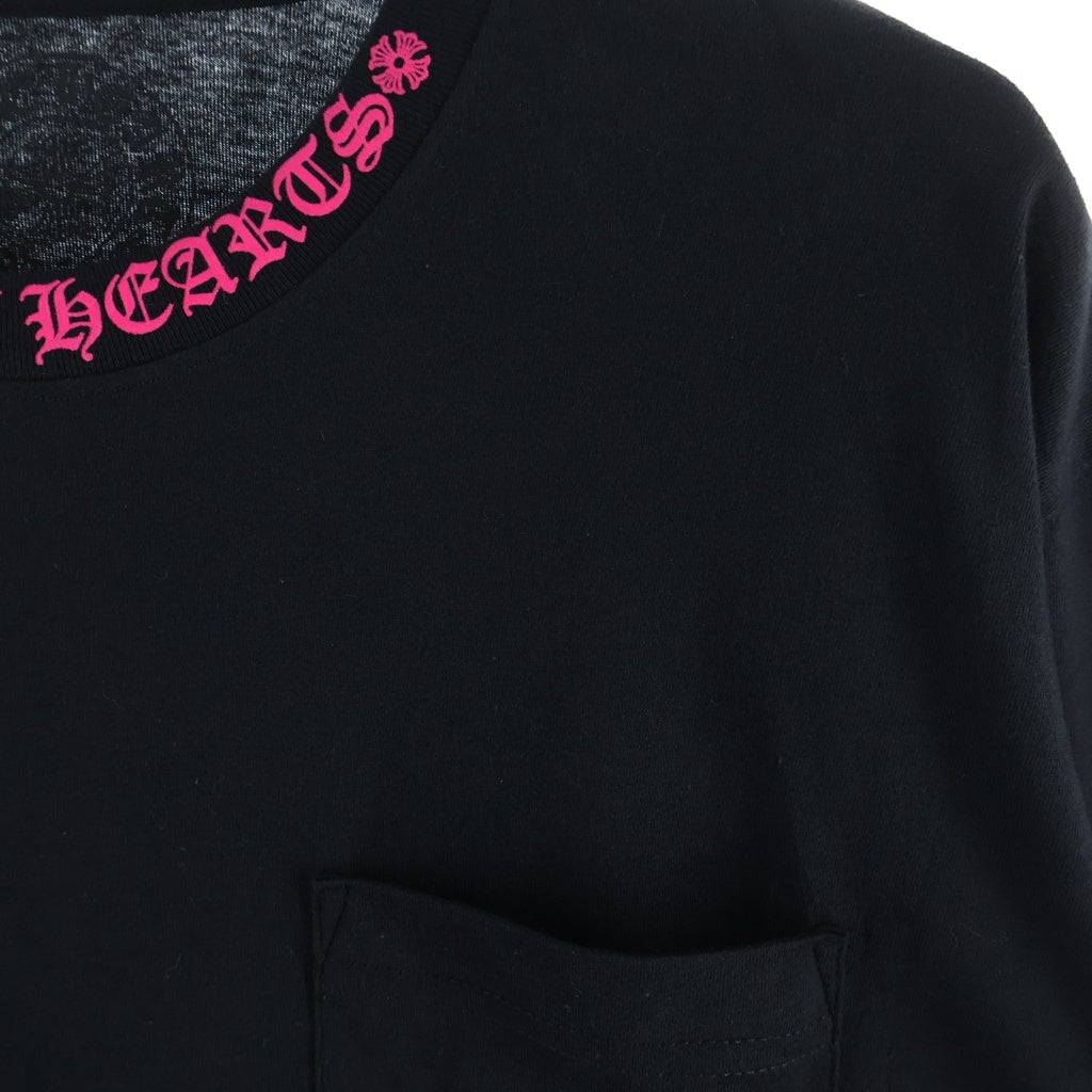 CHROME HEARTS(クロムハーツ) Old English Neck Logo Long Sleeve Tee オールドイングリッシュネックロゴ長袖Tシャツ カットソー ブラック/ピンク -