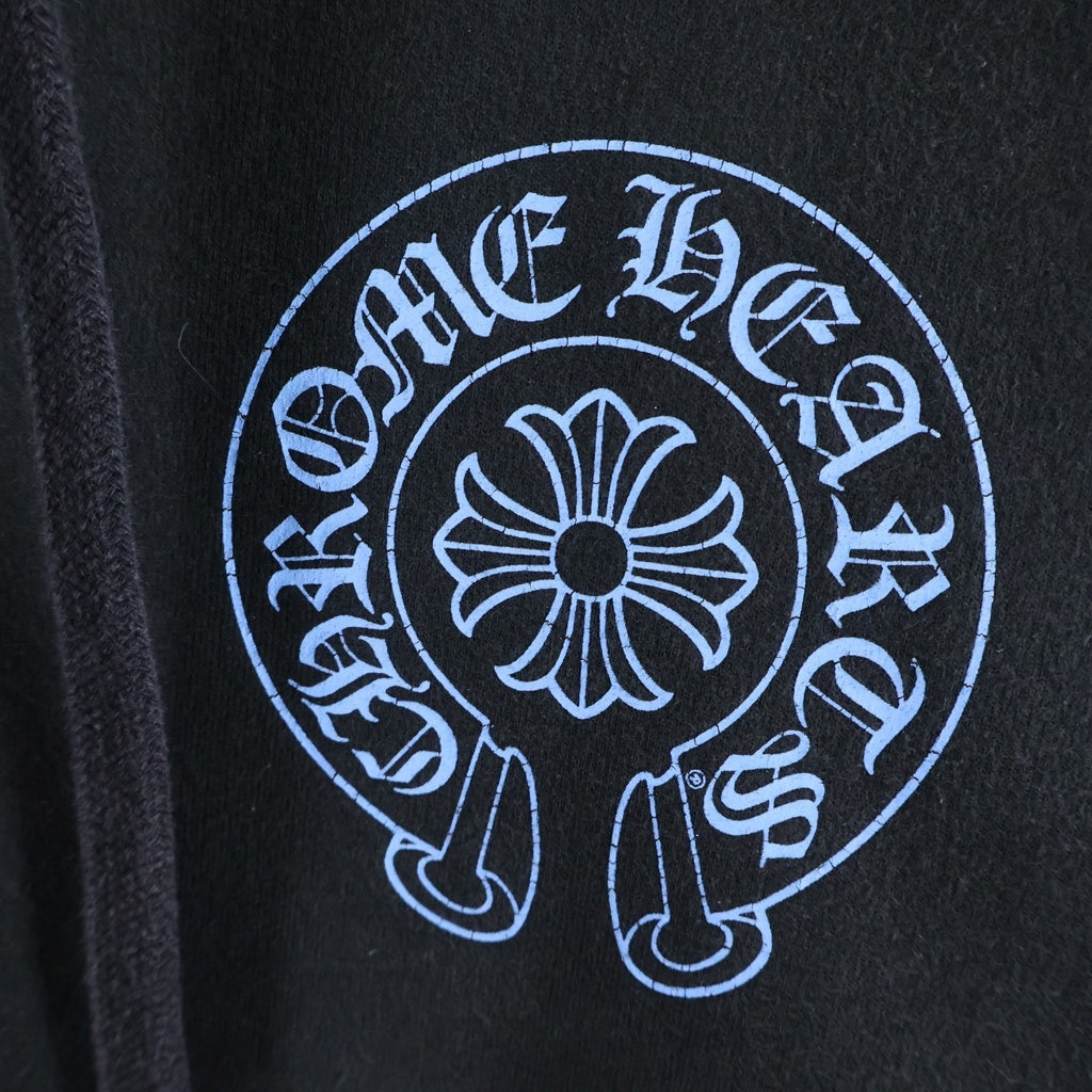 CHROME HEARTS(クロムハーツ) SWTSHRT PLVR オンライン限定 袖ロゴプリント プルオーバーパーカー ブラック