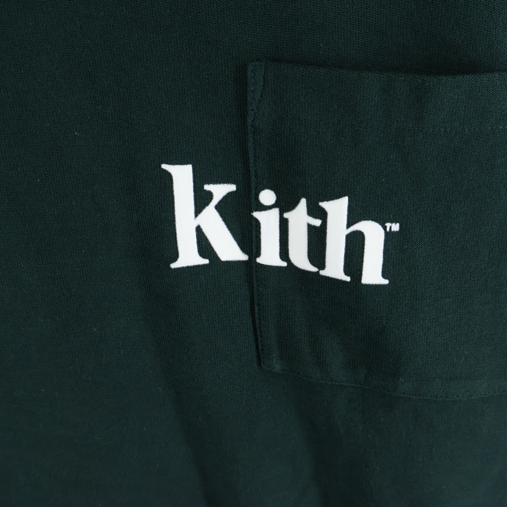 KITH(キス) 25SS QUINN L/S TEE クイン 胸ロゴデザイン クルーネック カットソー 長袖Tシャツ グリーン 21-071-060-0000-1-0