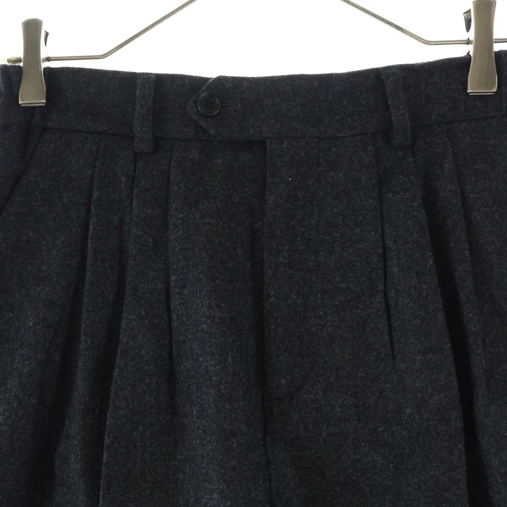 CELINE(セリーヌ) フランネル トリプルプリーツ ハーフパンツ ショーツ グレー 2P877095D