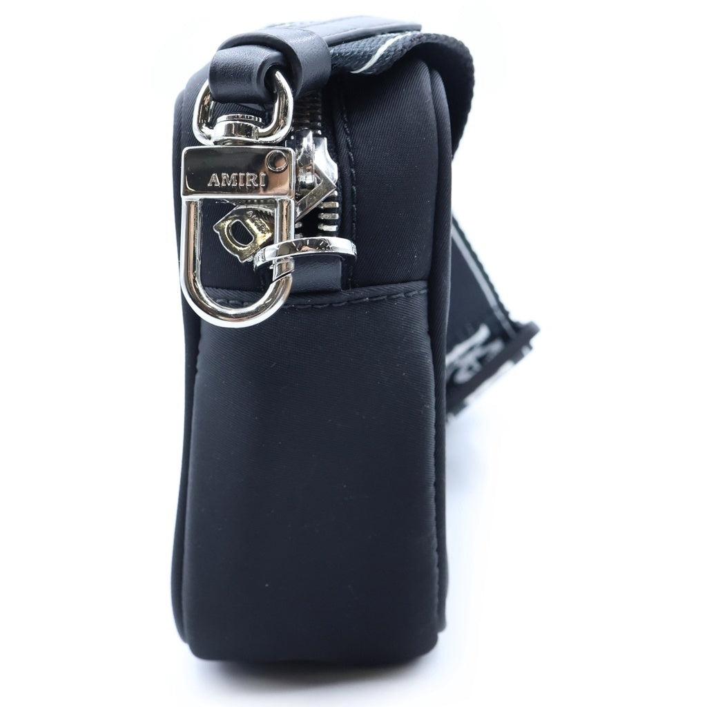 AMIRI(アミリ) MA CAMERA BAG CASE ロゴデザイン カメラバッグ ショルダーバッグ ブラック レディース