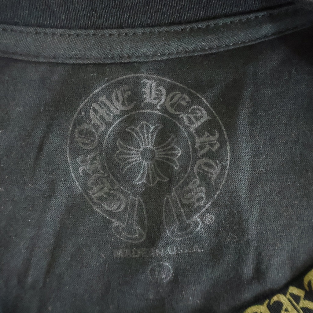 CHROME HEARTS(クロムハーツ) NECK LOGO L/S TEE ネックロゴ ロングスリーブTシャツ カットソー 袖プリント コットン ブラック/ゴールド