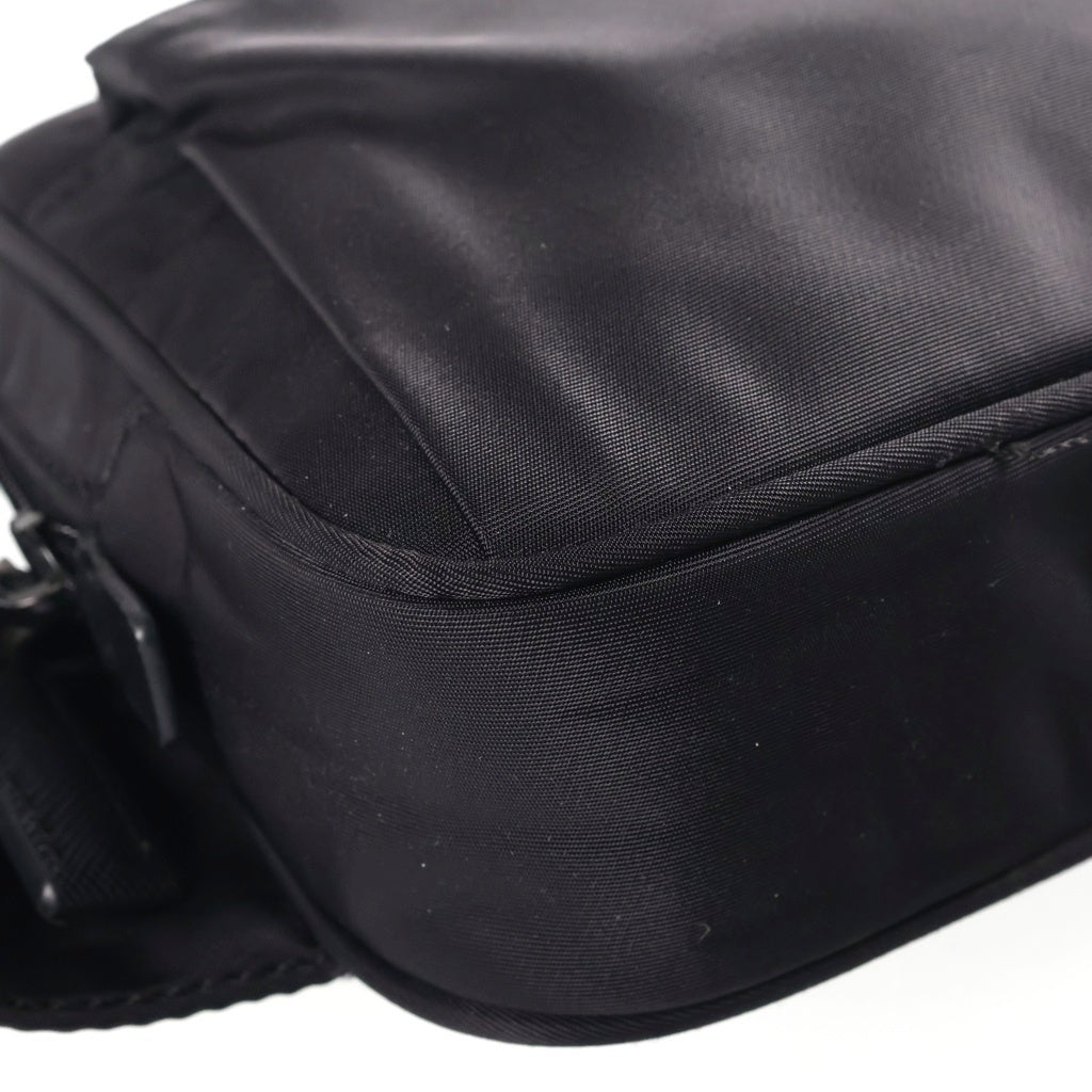 PRADA(プラダ) Re-Nylon サフィアーノレザーベルト ショルダーバッグ ブラック 2VL977