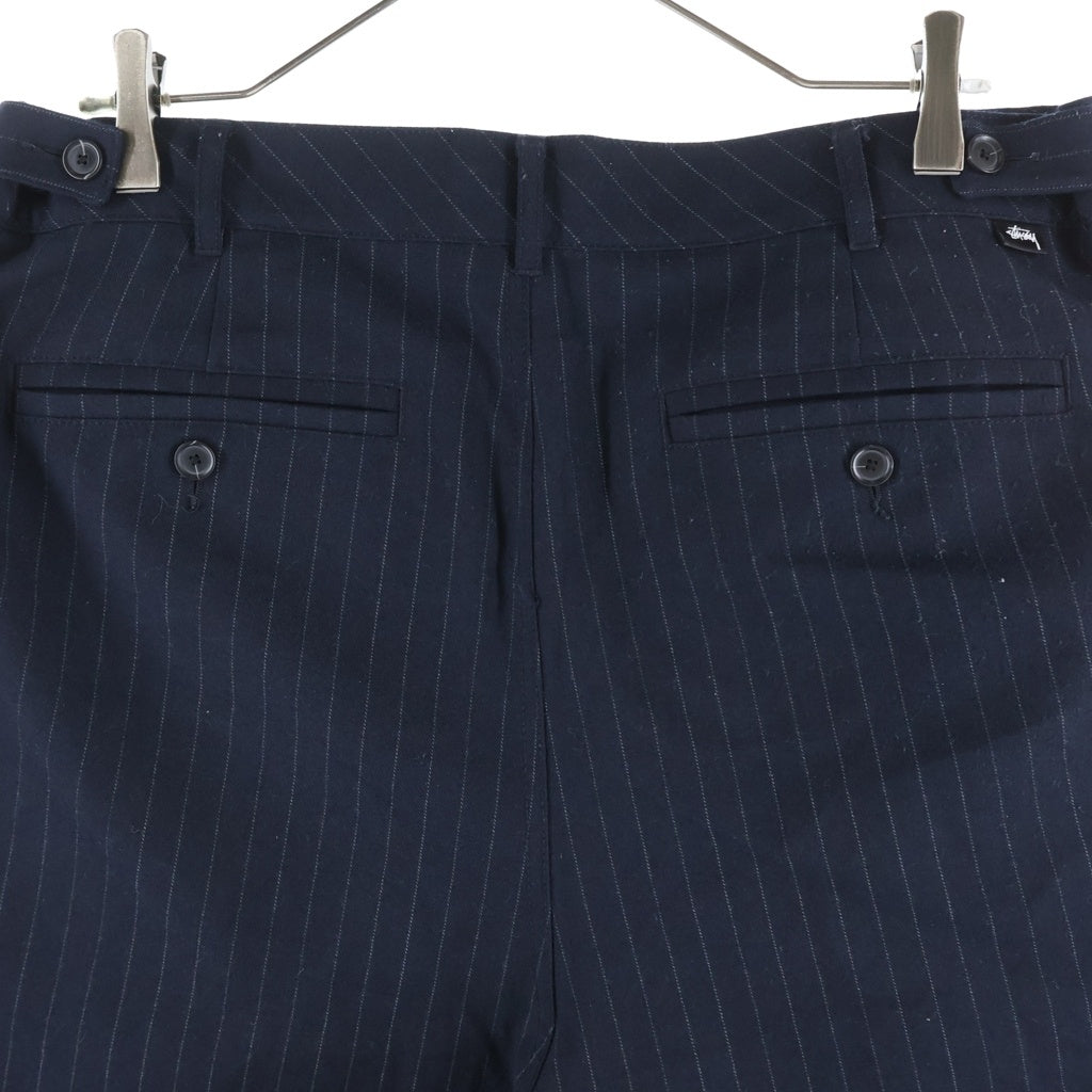 STUSSY(ステューシー) VOLUME PLEATED SHORT STRIPE ボリュームプリーツショートストライプパンツ ネイビー 112312
