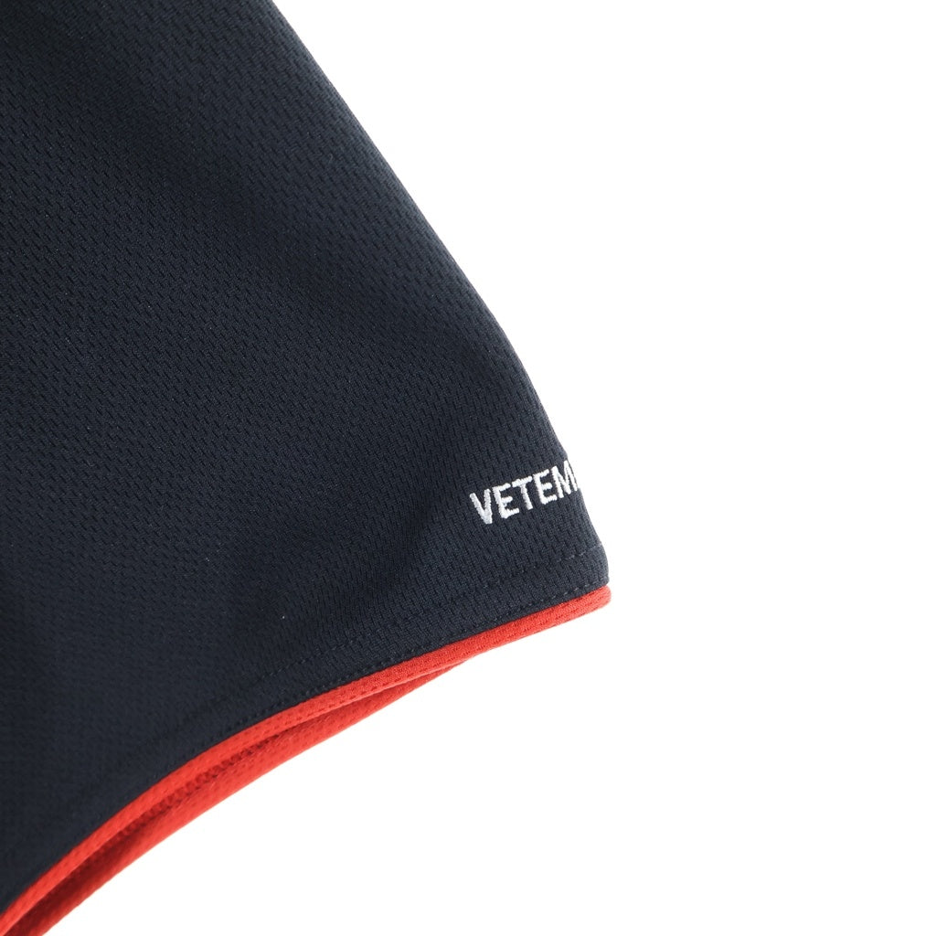 VETEMENTS(ヴェトモン) 26SS FOOTBALL JERSEY 半袖Tシャツ カットソー ブラック/レッド