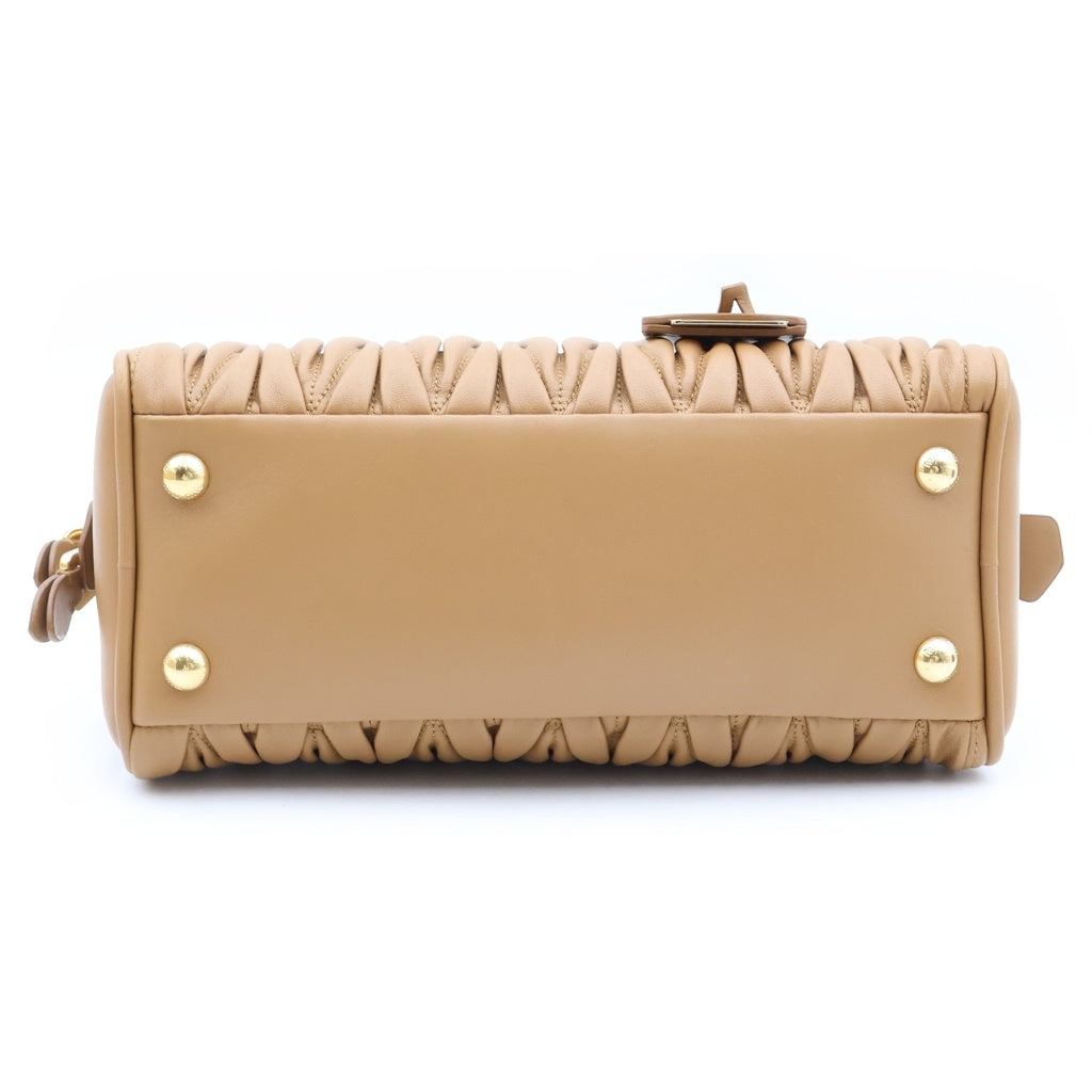 miumiu(ミュウミュウ) マテラッセナッパレザー ハンドバッグ ブラウン 5BB191 レディース