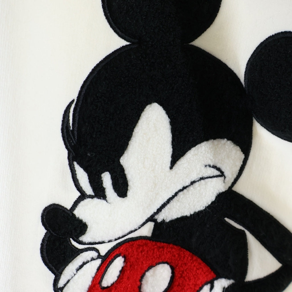 KITH(キス) 23AW xDisney & Friends Mad Mickey Vintage Crewneck ×ディズニー クルーネックセーター ホワイト KHM031748