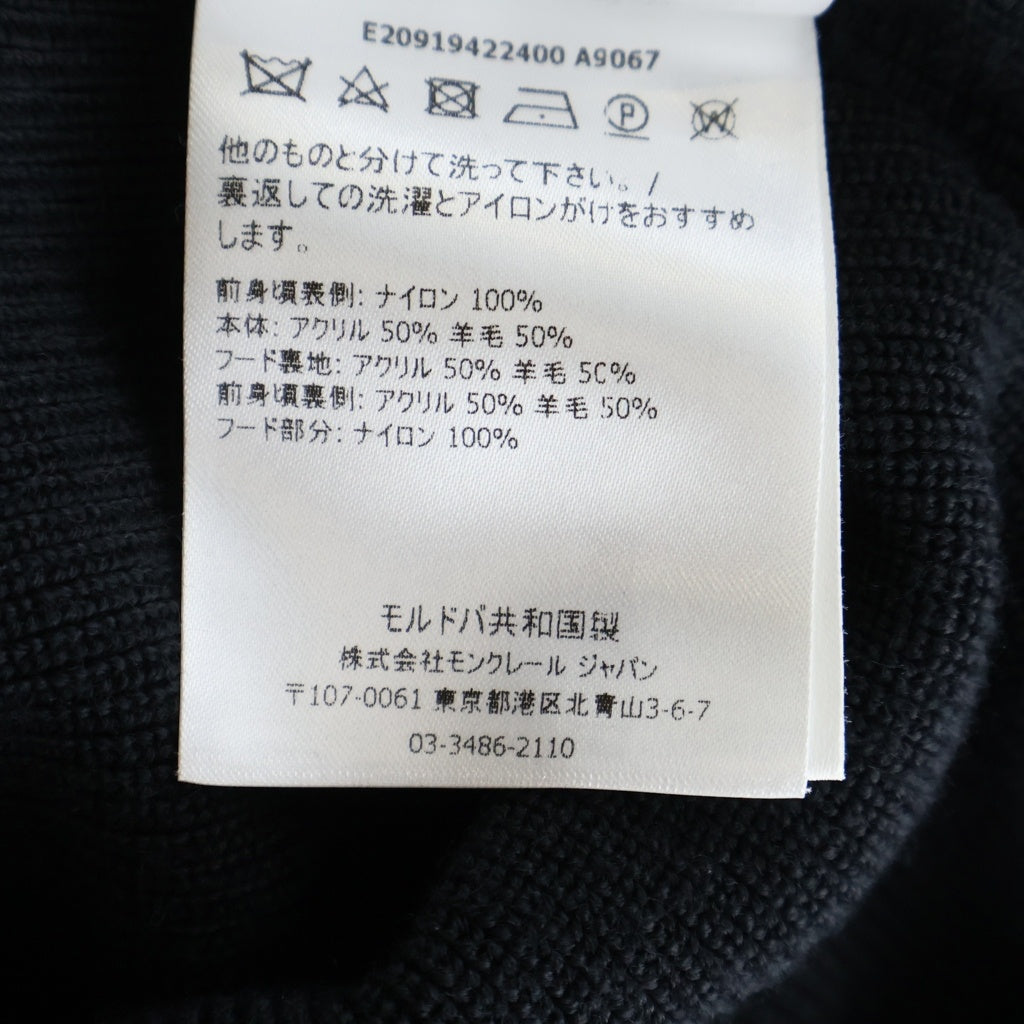 MONCLER(モンクレール) MAGLIONE TRICOT CARDIGAN アーム切り替え ナイロン ジップアップカーディガン ブラック E20919422400