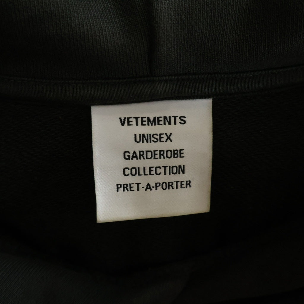 VETEMENTS(ヴェトモン) 20AW Metal Patch Hoodie メタルパッチ スウェット フーディー プルオーバーパーカー チャコールグレー UA65HD610B