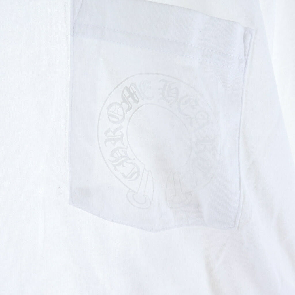 CHROME HEARTS(クロムハーツ) BACK ARCH LOGO SCROLL LABEL L/S TEE オンライン限定 袖フローラル アーチロゴ 長袖Tシャツ ロンT カットソー ホワイト
