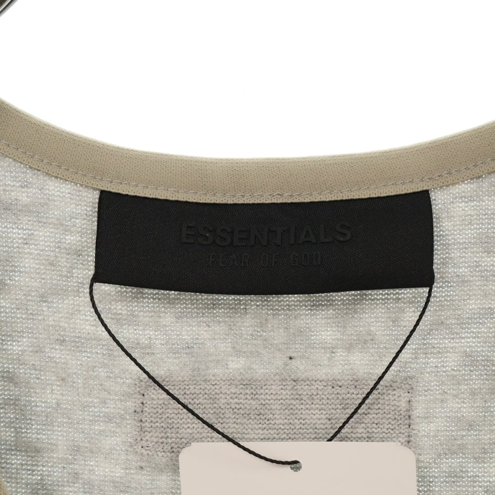 ESSENTIALS FEAR OF GOD(エッセンシャル フィアオブゴッド) ヘビーウェイト ラバーロゴ ノースリーブ タンクトップ グレー 669-20059013