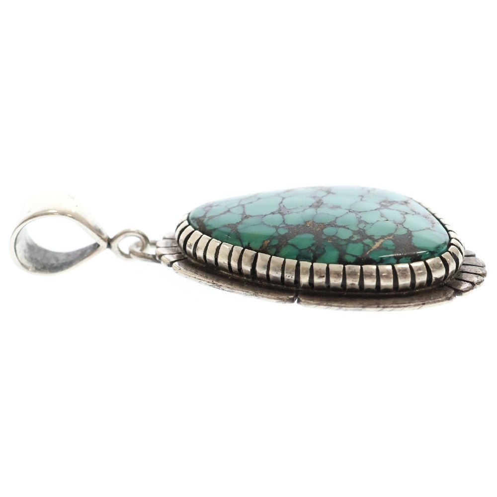 INDIAN JEWELRY(インディアンジュエリー) ナバホ族 ターコイズ ストーンペンダントトップ グリーン