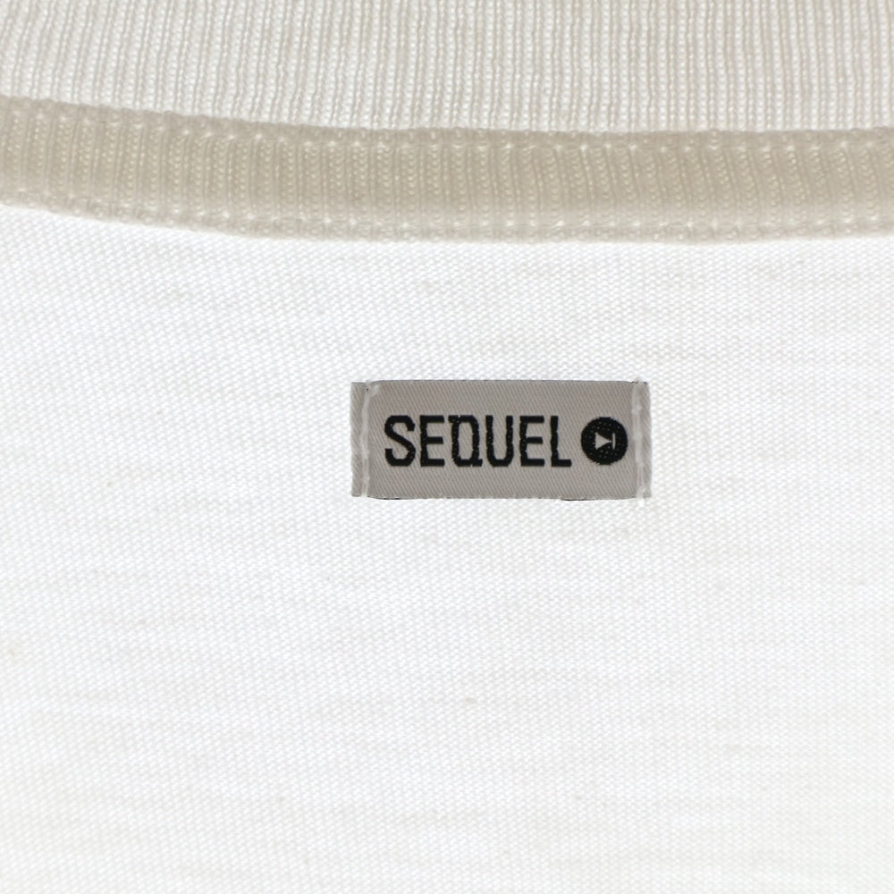 SEQUEL(シークエル) フロントプリント 長袖 Tシャツ ホワイト