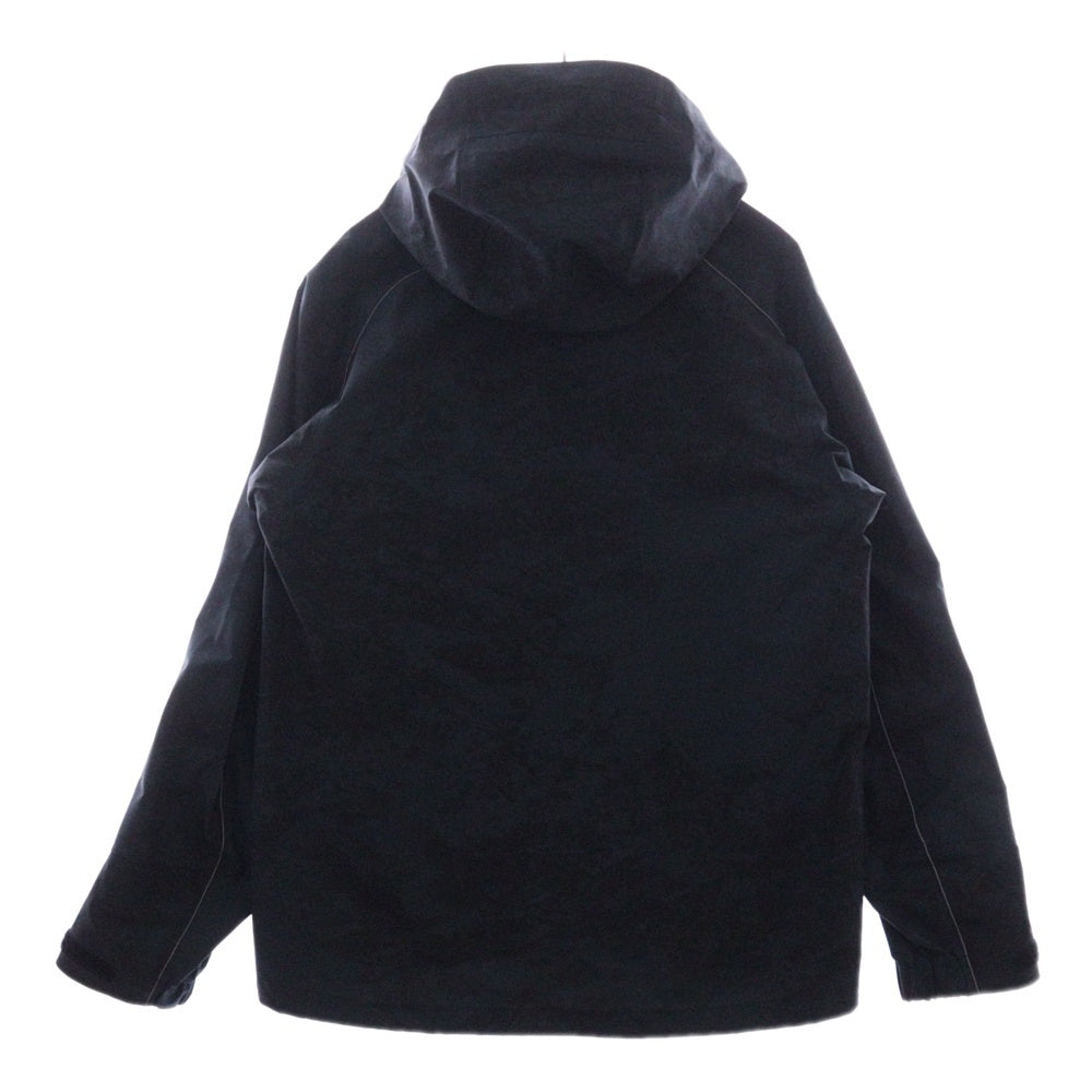and wander(アンドワンダー) printed PERTEX SHIELD rain jacket シールド レインジャケット マウンテンパーカー ネイビー 574-5111001