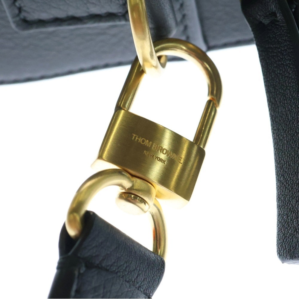 THOM BROWNE(トムブラウン) 4BAR ソフト ぺブルグレイン ショルダーバッグ ブラック
