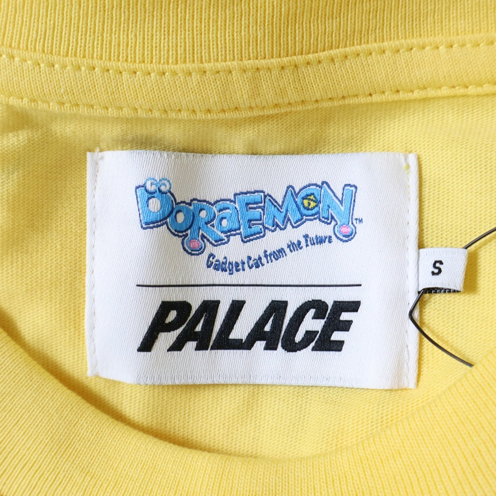 Palace Skateboards(パレススケートボーズ) 25AW ×DORAEMON ドラえもん ドラミ プリント半袖Tシャツ イエロー