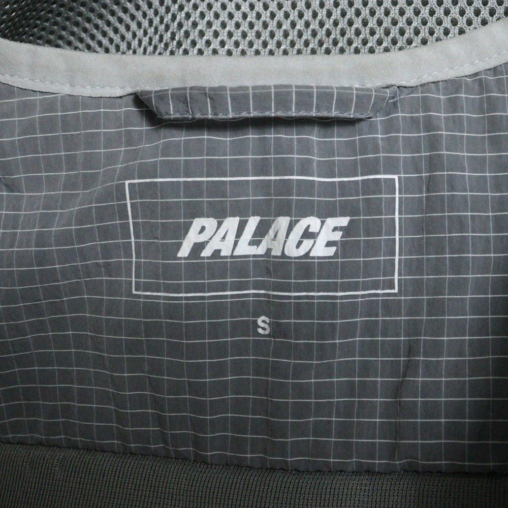 Palace Skateboards(パレススケートボーズ) ジップアップ マルチポケット カーゴベスト グレー