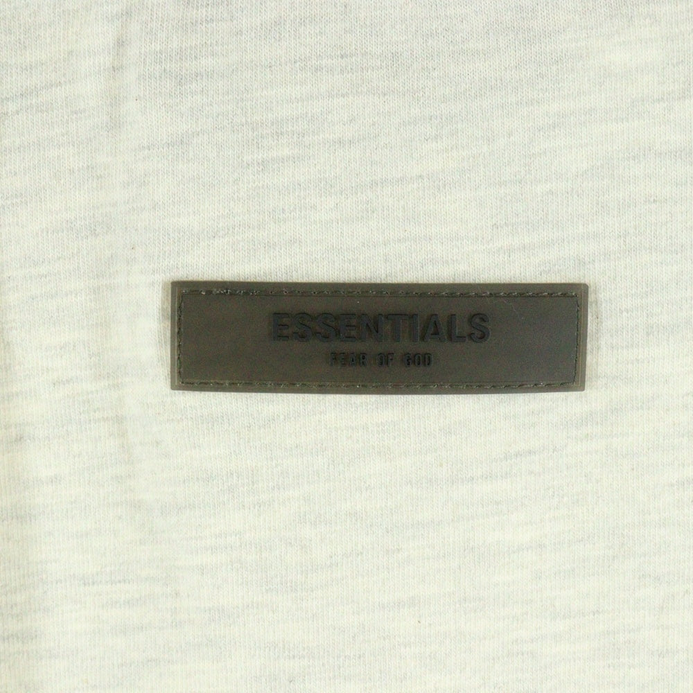 FEAR OF GOD ESSENTIALS(フィアオブゴッド エッセンシャルズ) L/S T-SHIRT フェルトロゴ 長袖Tシャツ ロンT ライトグレー