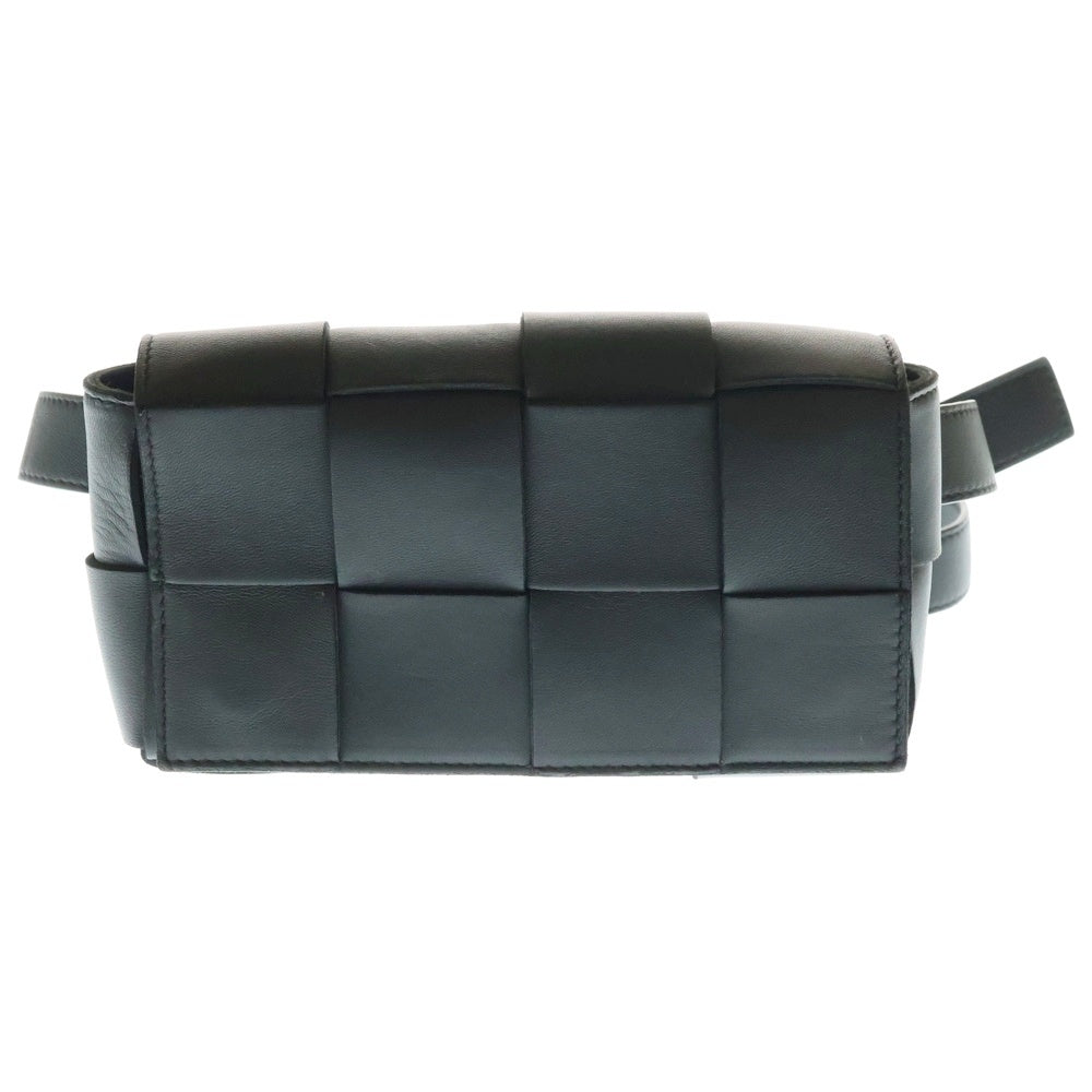 BOTTEGA VENETA(ボッテガヴェネタ) カセット ベルトバッグ マキシイントレチャート レザーショルダーバッグ ウエストバッグ 668572 ブラック