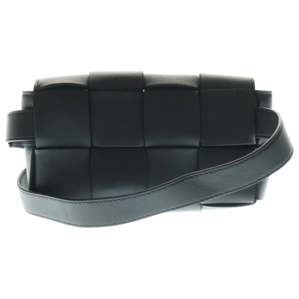 BOTTEGA VENETA(ボッテガヴェネタ) カセット ベルトバッグ マキシイントレチャート レザーショルダーバッグ ウエストバッグ 668572 ブラック