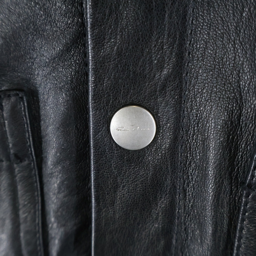 Rick Owens(リックオウエンス) Button-fastening flap-pocket shirt ラムレザー フロントポケット スナップボタン シャツ ジャケット ブラック RU02E1744LNV