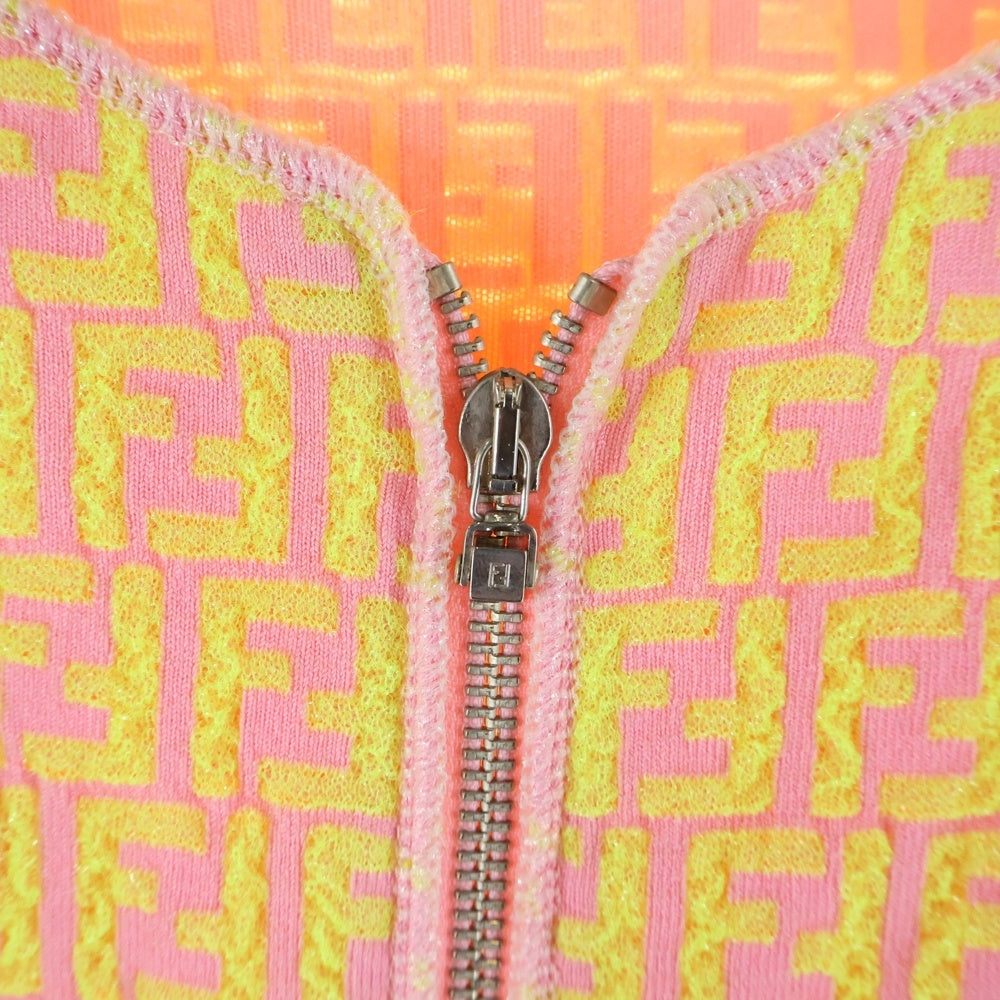 FENDI(フェンディ) ズッカ 総柄 ジップアップ ノーカラー ニットジャケット レディース ピンク/イエロー