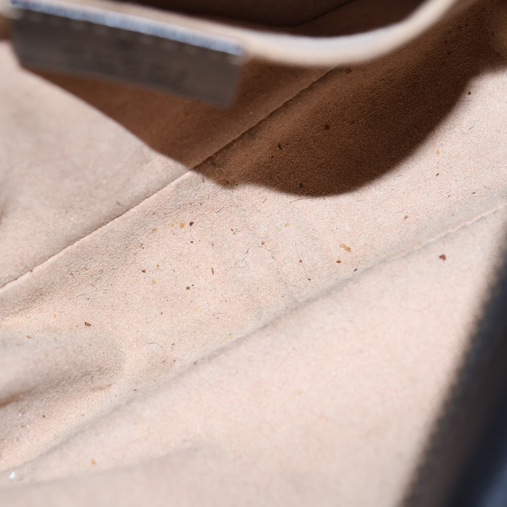 GUCCI(グッチ) GGマーモント キルティング レザー ミニバッグ ショルダーバッグ ブラック 448065 213317