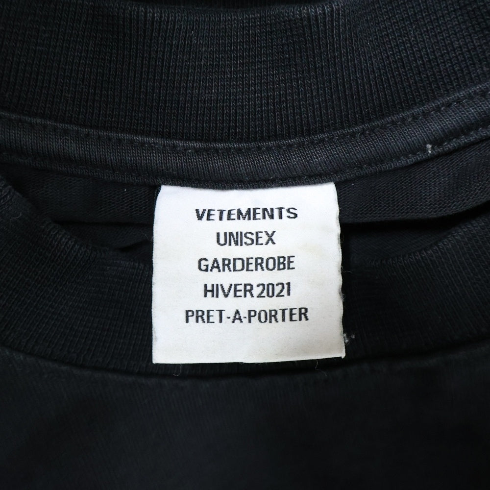 VETEMENTS(ヴェトモン) 20AW Gothic Font Longsleeve Tee UAH21TR526 ゴシックフォントロングスリーブ長袖Tシャツ 長袖カットソー ブラック