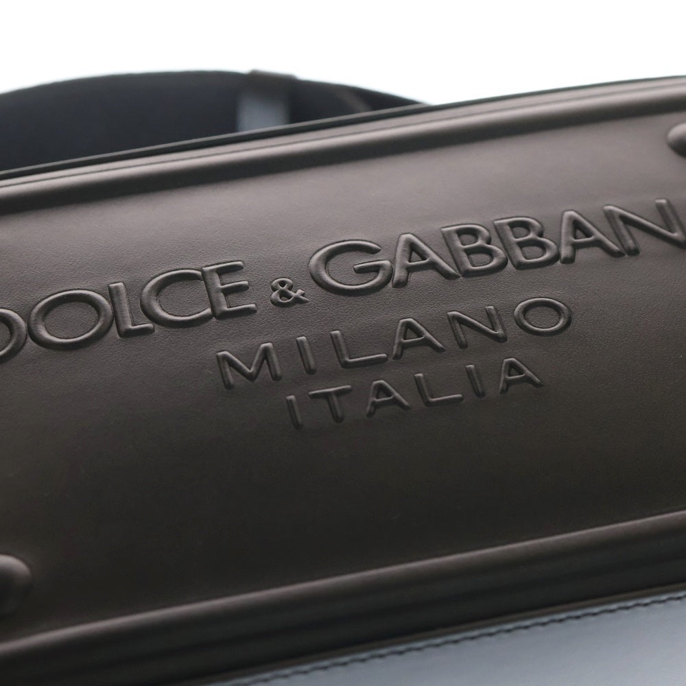 DOLCE & GABBANA(ドルチェアンドガッバーナ) クロスボディバッグ カーフスキン レリーフロゴ ショルダーバッグ ブラック