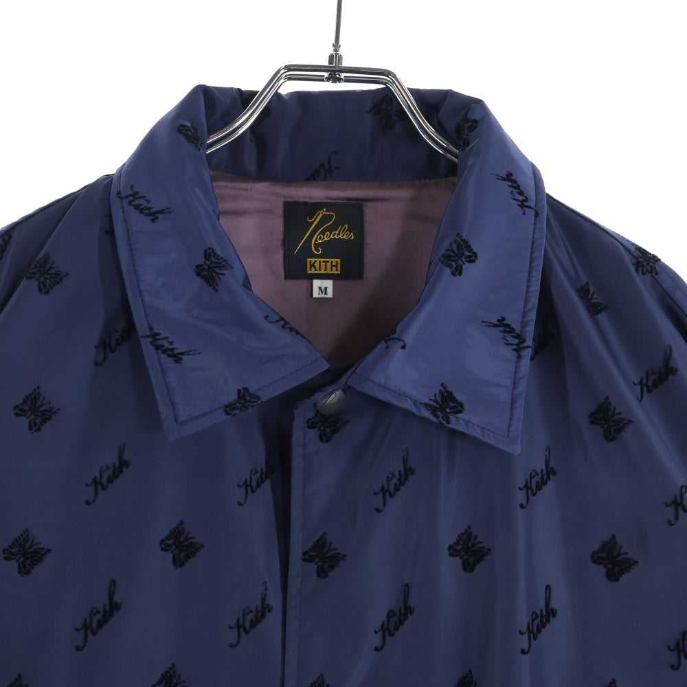 KITH(キス) ×Needles Coach Jacket ニードルス コーチジャケット ロゴフェルト総柄ナイロンボタンダウンジャケット ネイビー