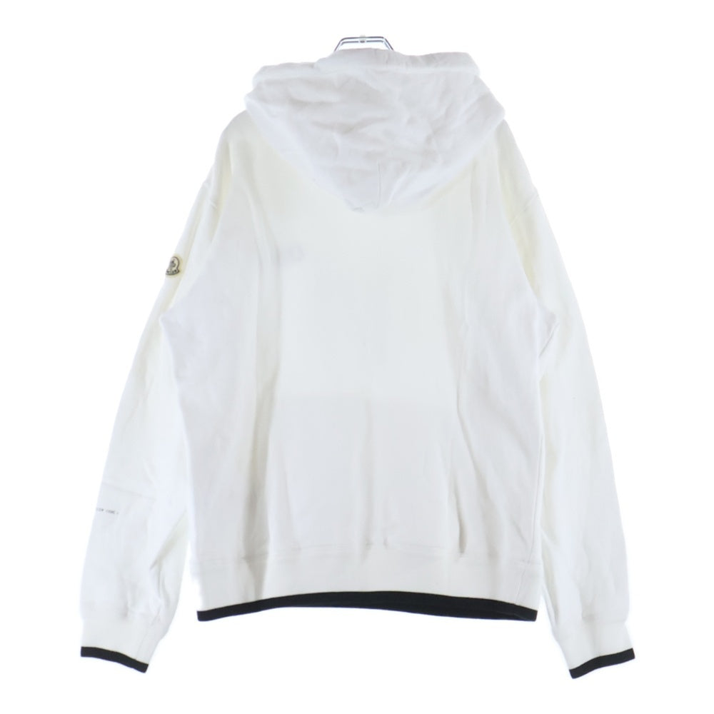 MONCLER GENIUS(モンクレール ジーニアス) 22SS ×FRGMT Hoodie フラグメント ロゴ刺繍 プルオーバースウェットパーカー ホワイト H209U8G00002