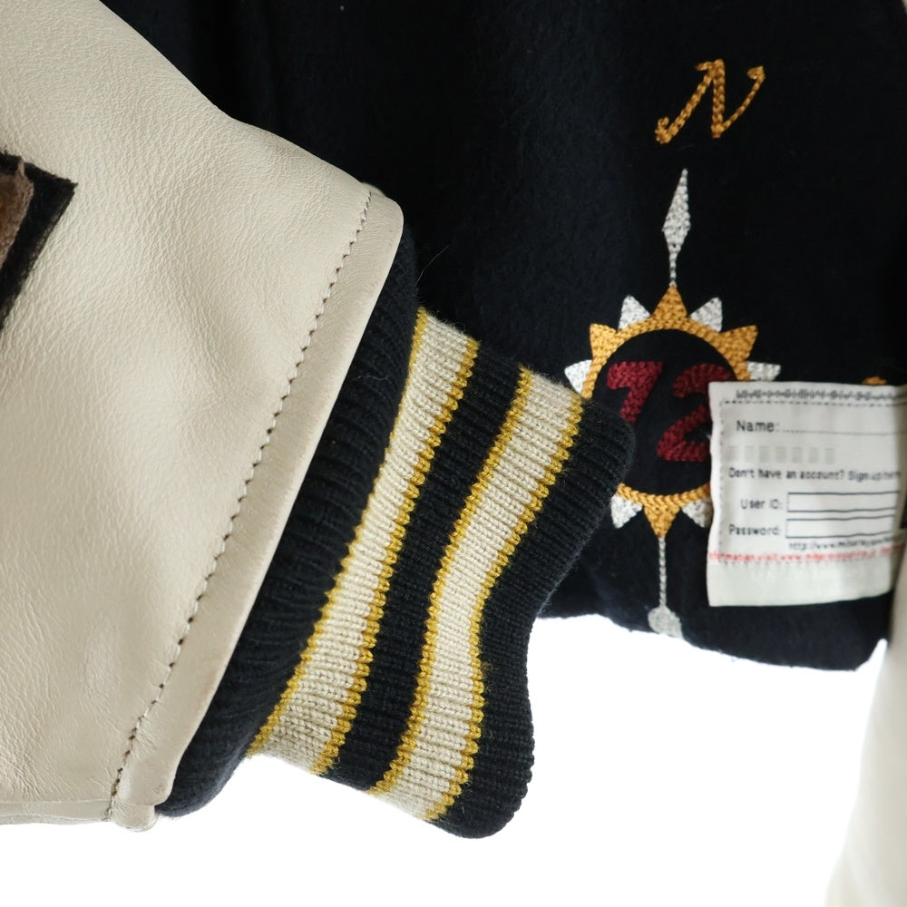 MAISON MIHARAYASUHIRO(メゾンミハラヤスヒロ) 25AW Roll-up Hem Stadium Jacket ロールアップヘムスタジアムジャケット クロップドスタジアムジャケット B15BL041 ブラック/ホワイト