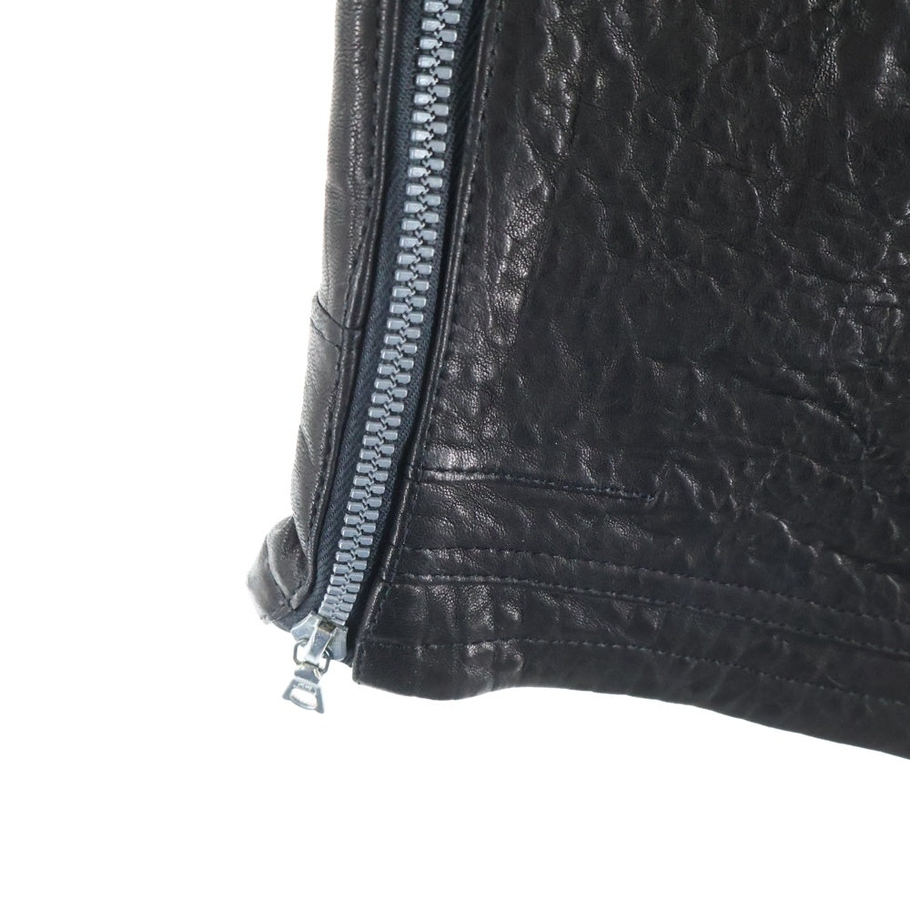 ISAMU KATAYAMA BACKLASH(イサムカタヤマバックラッシュ) シープレザー サイドジップ レザーハーフパンツ ショーツ ブラック 製品染め